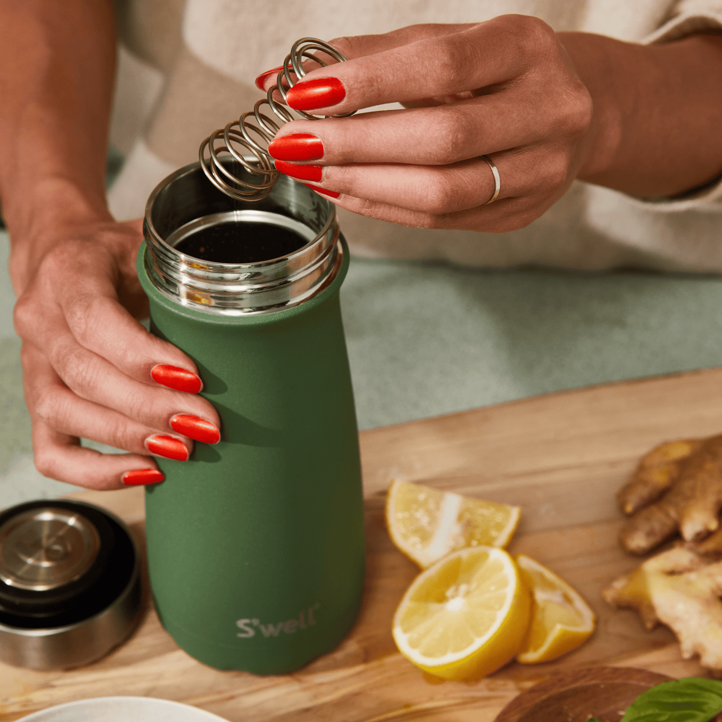 blender-spring-2-pack-f3 Swell-Blender-Spring-2-Pack-Lifestyle-1.png