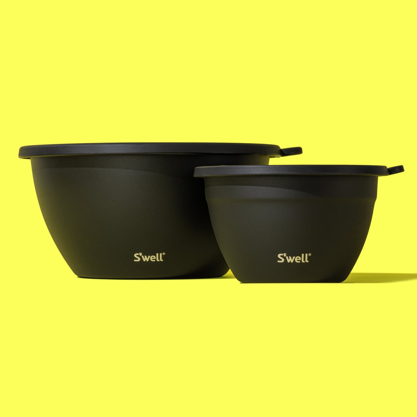 salad-bowl-kit-xl-184oz-x6 Swell-Onyx-Salad-Bowl-XL-Lifestyle.jpg