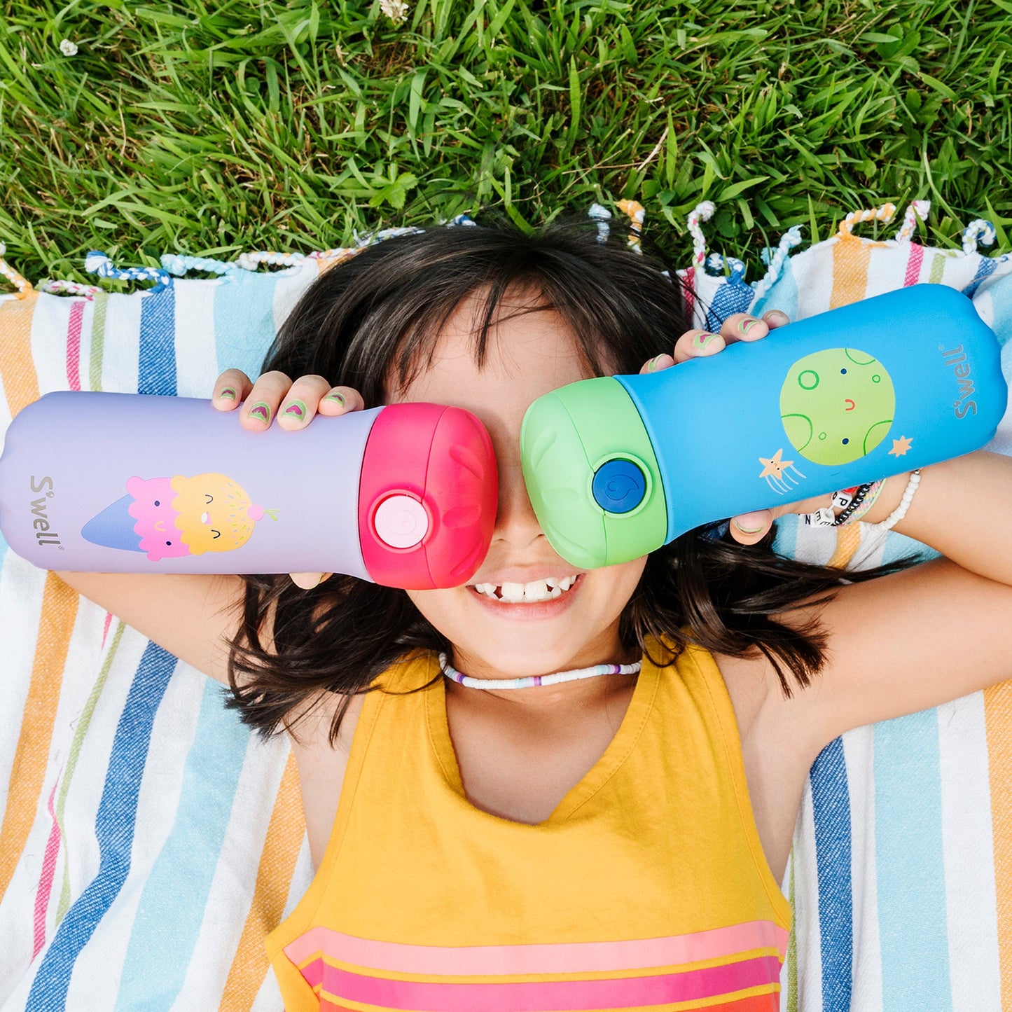 pop-top-traveler-14oz-h5 Swell_14oz_Kids_Pop_Top_Traveler_Happy_Scoops_Ice_Cream_Lifestyle.jpg